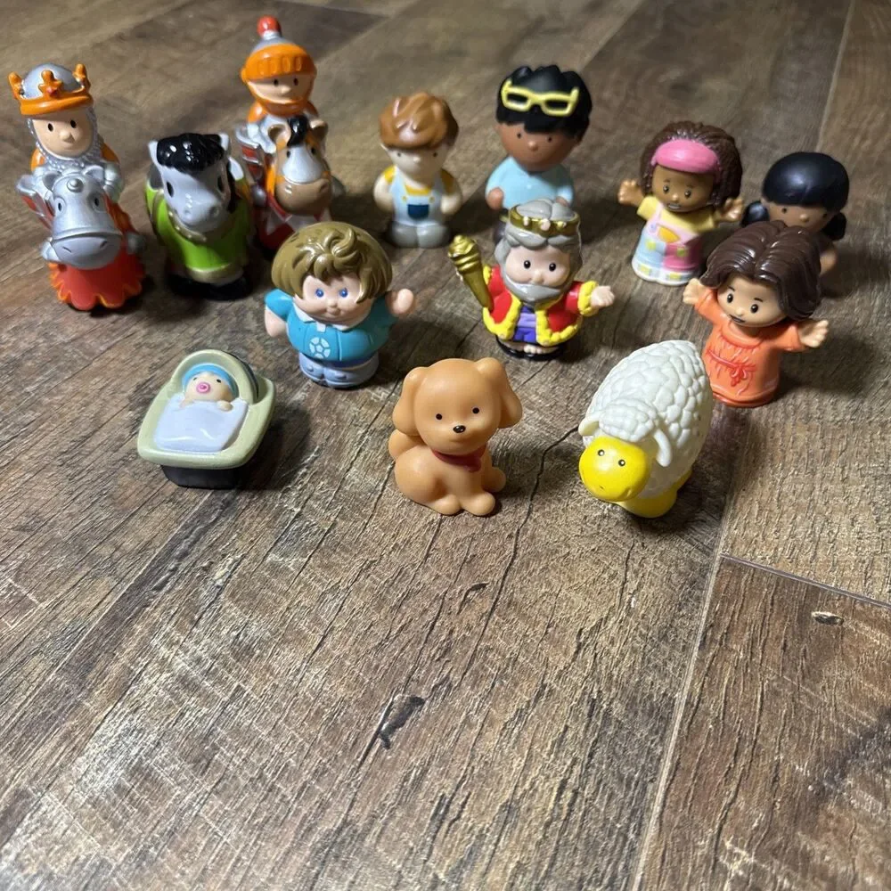 Fisher Price Little People Figure Lot Medieval Knights King Horses Animals 13pc